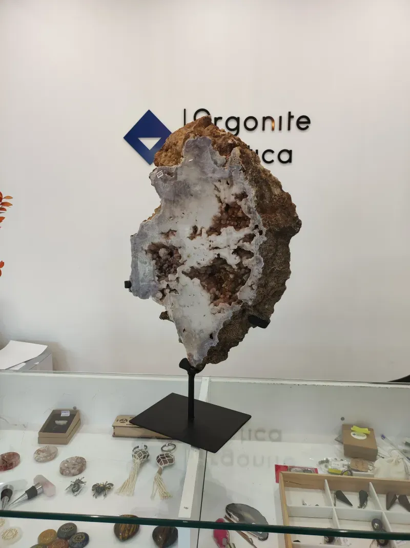 Ametista Rosa Em Suporte Metalico